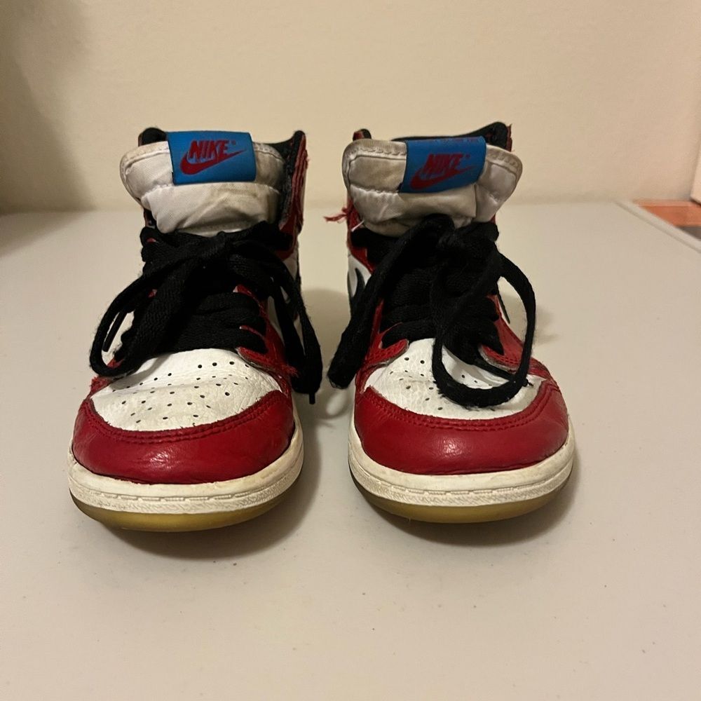 Jordan 1 Retro High OG "Spider-Man Sneakers